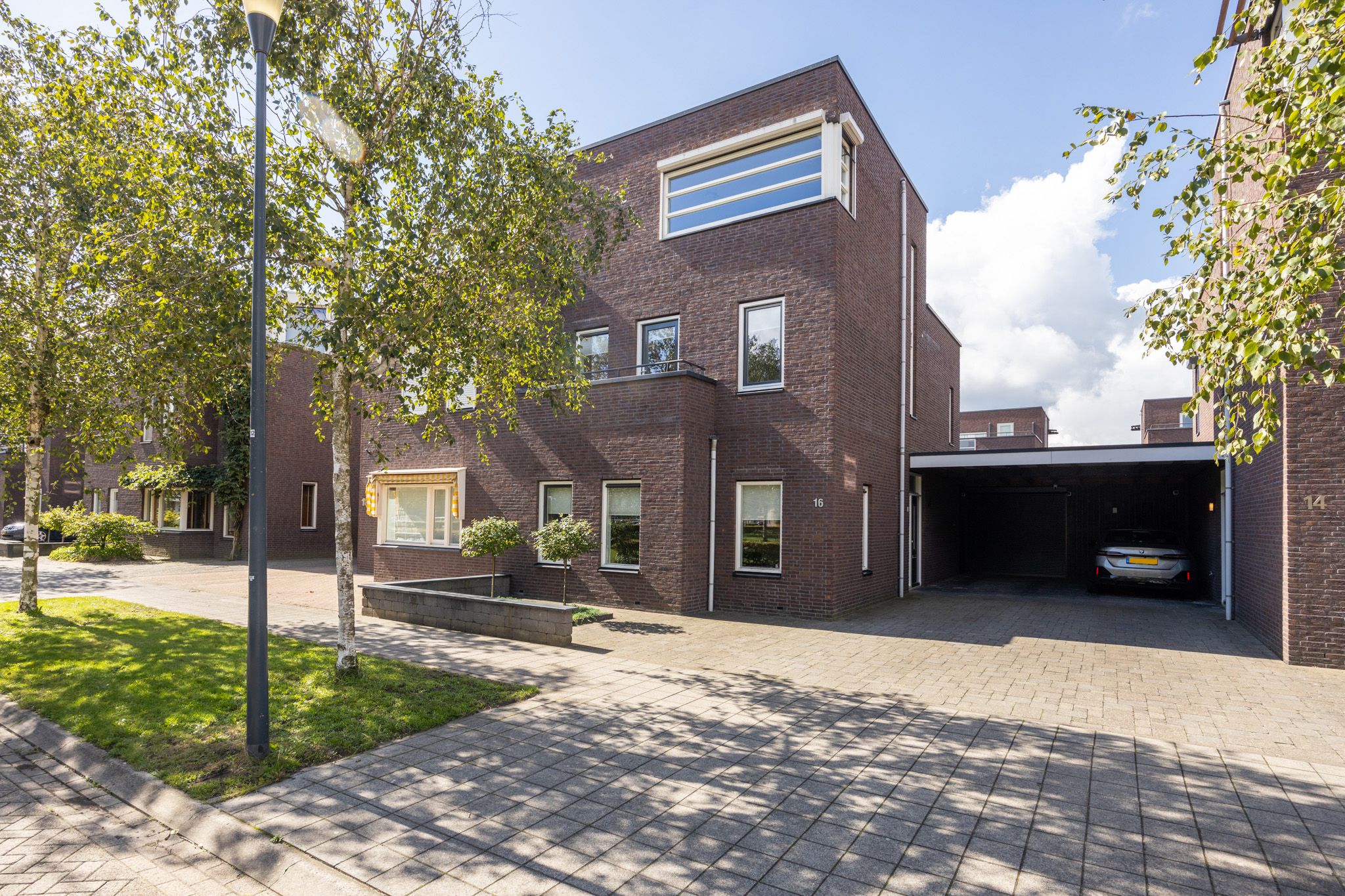Foto van Bogaard 16, Etten-Leur