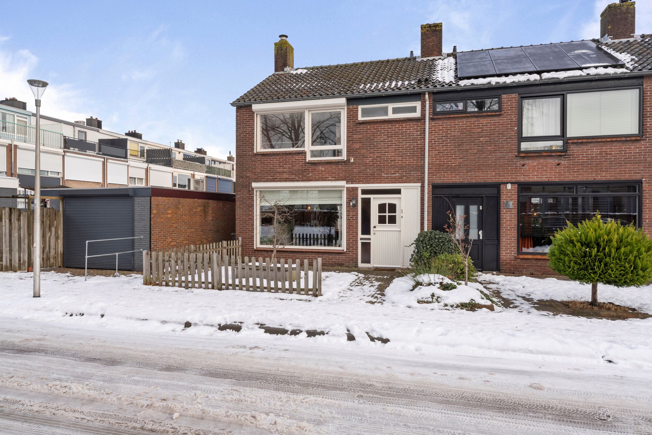 Foto van A. M. de Jongstraat 1, Etten-Leur