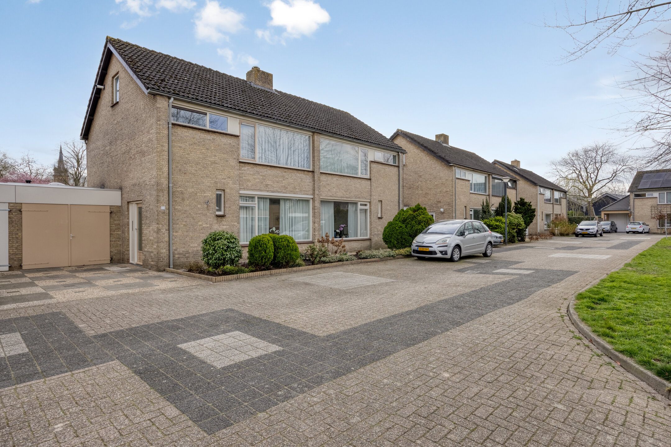 Foto van Nonnenveld 30, Oosterhout (NB)