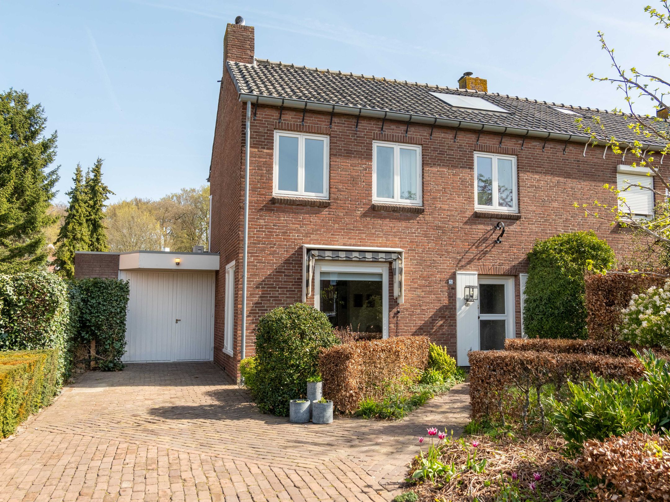 Foto van Huize Limburgstraat 5, Oosterhout (NB)