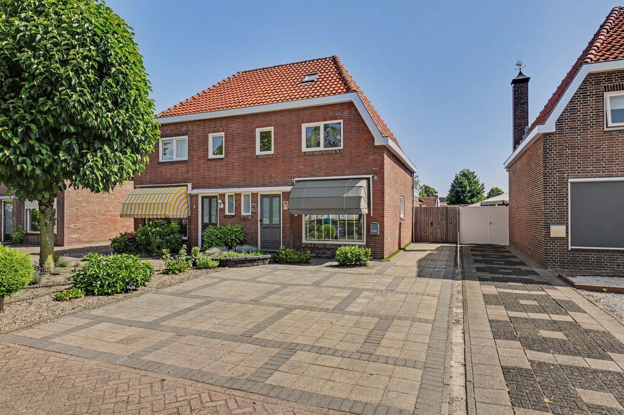 Foto van Esdoornlaan 11, Oosterhout (NB)