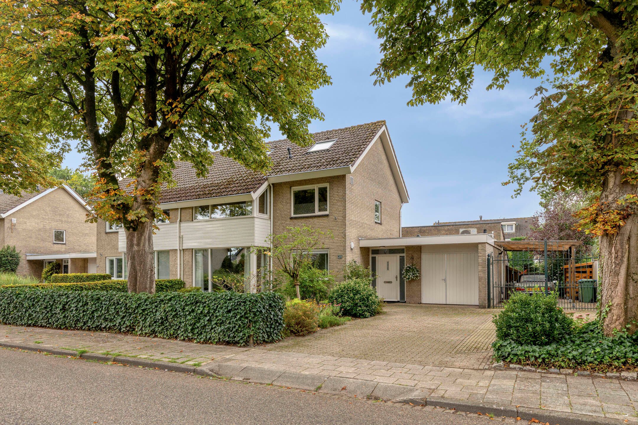 Foto van Burgemeester van Oerslaan 20, Oosterhout (NB)