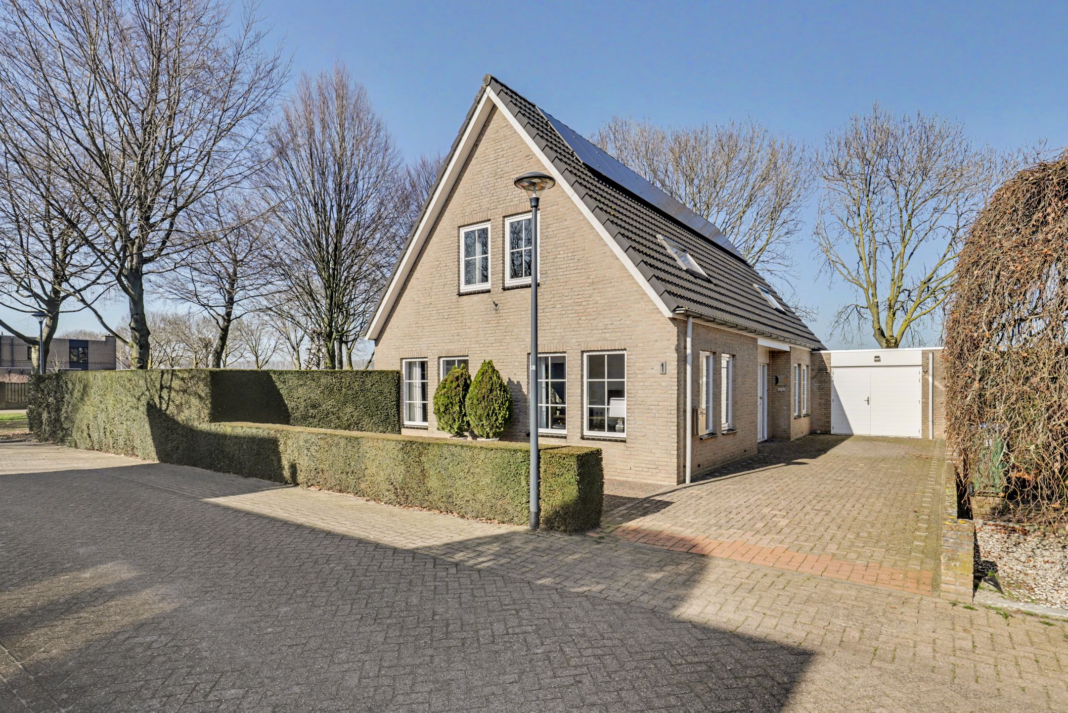 Foto van Linthorst-Homanlaan 1, Oosterhout (NB)