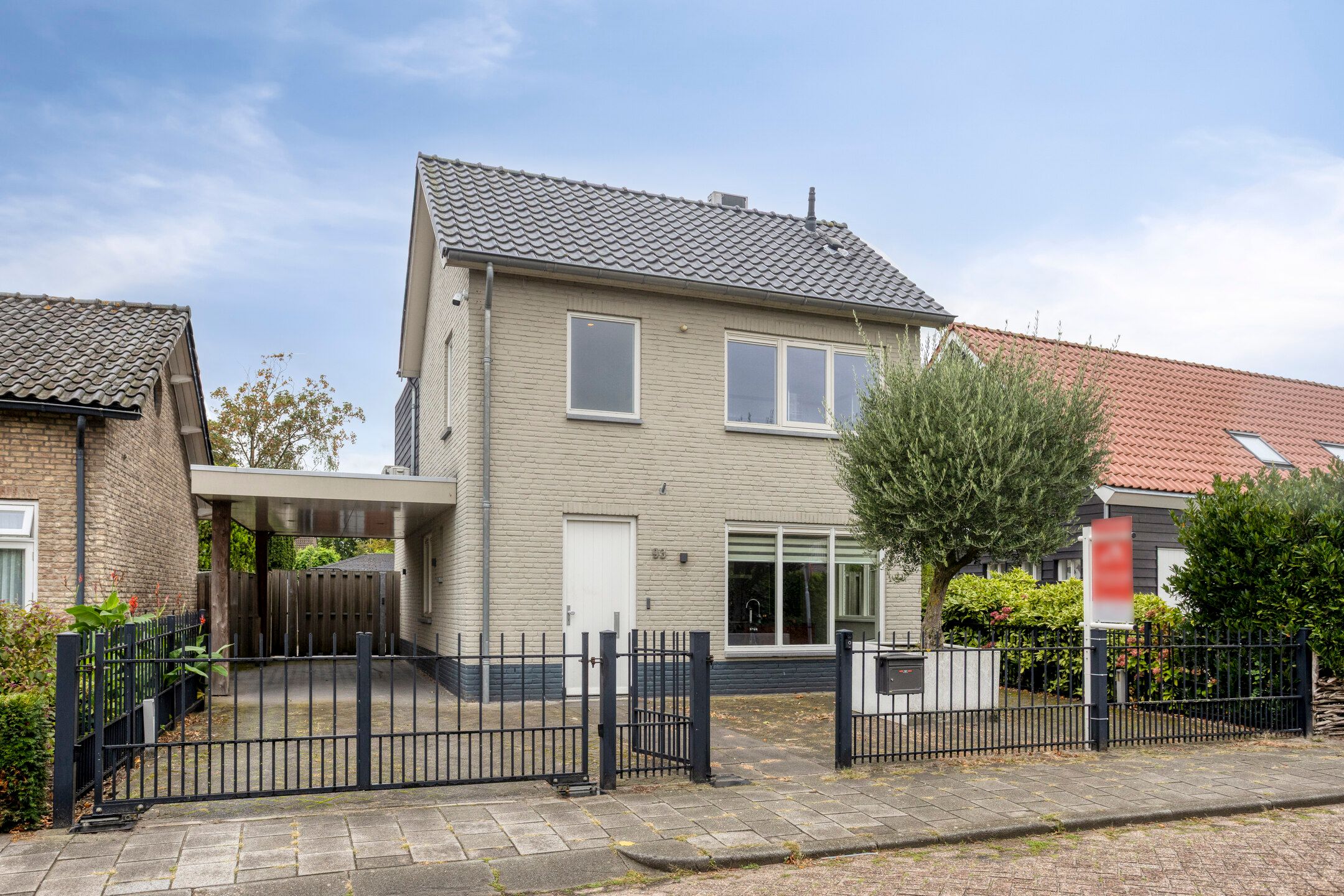 Foto van Kalverstraat 93, Made