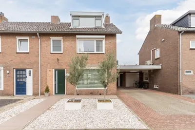 Foto van Pioenstraat 10, Made