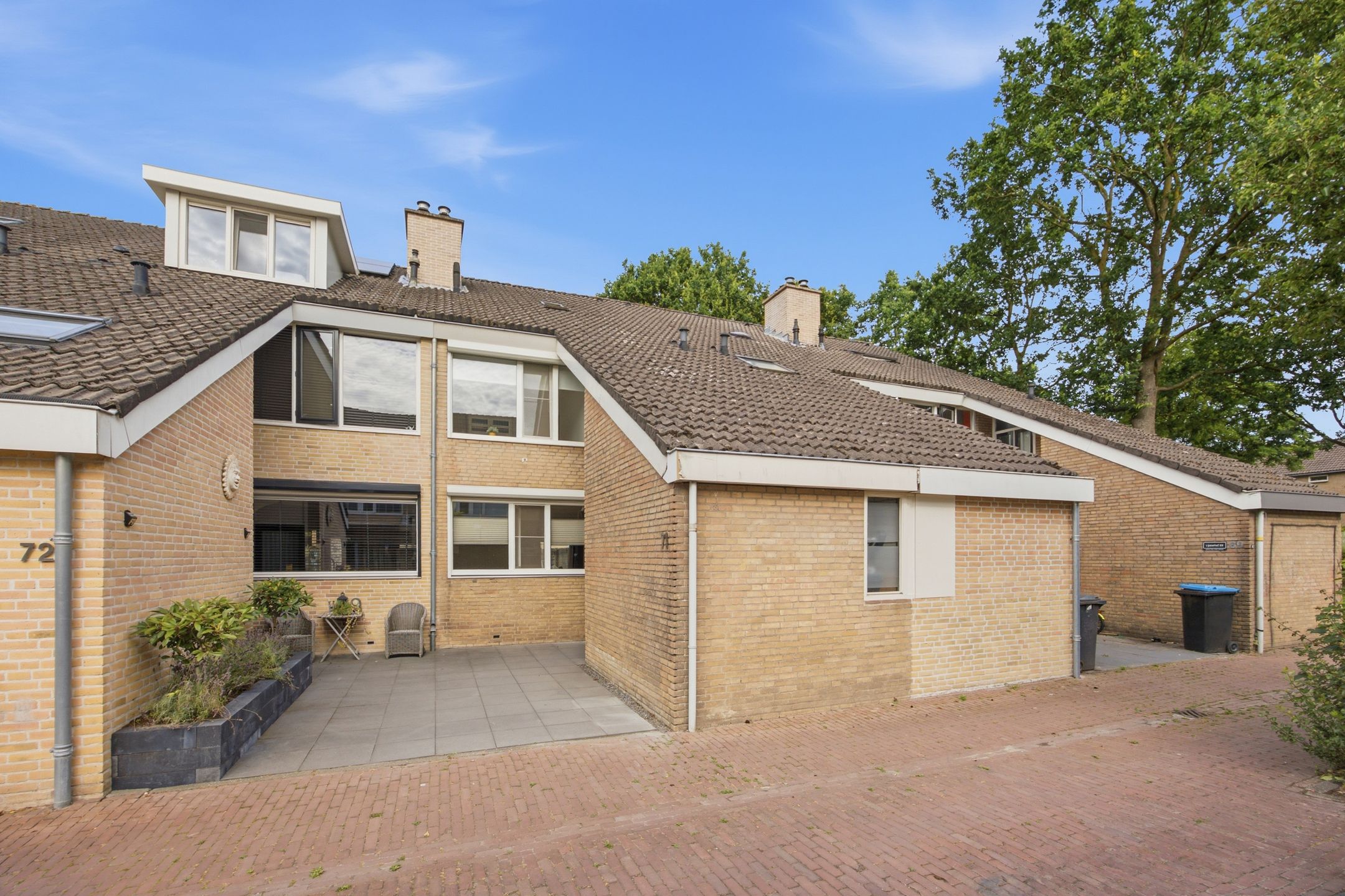 Foto van Lijsterhof 71, Made