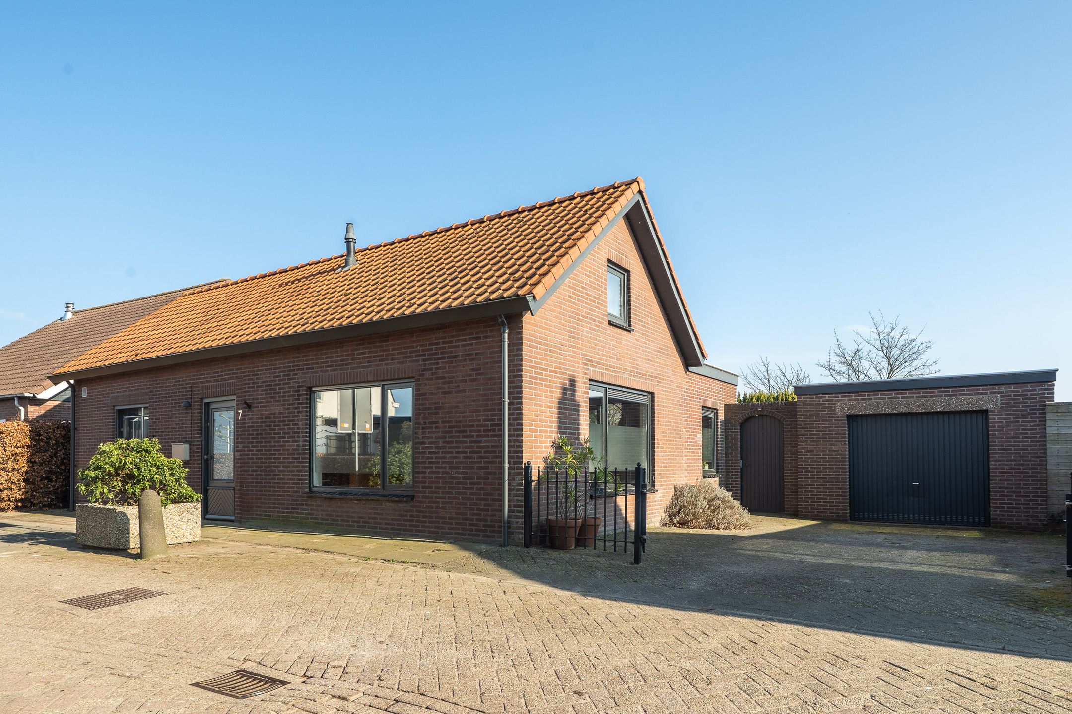 Foto van Zoutendijk 7, Hooge Zwaluwe