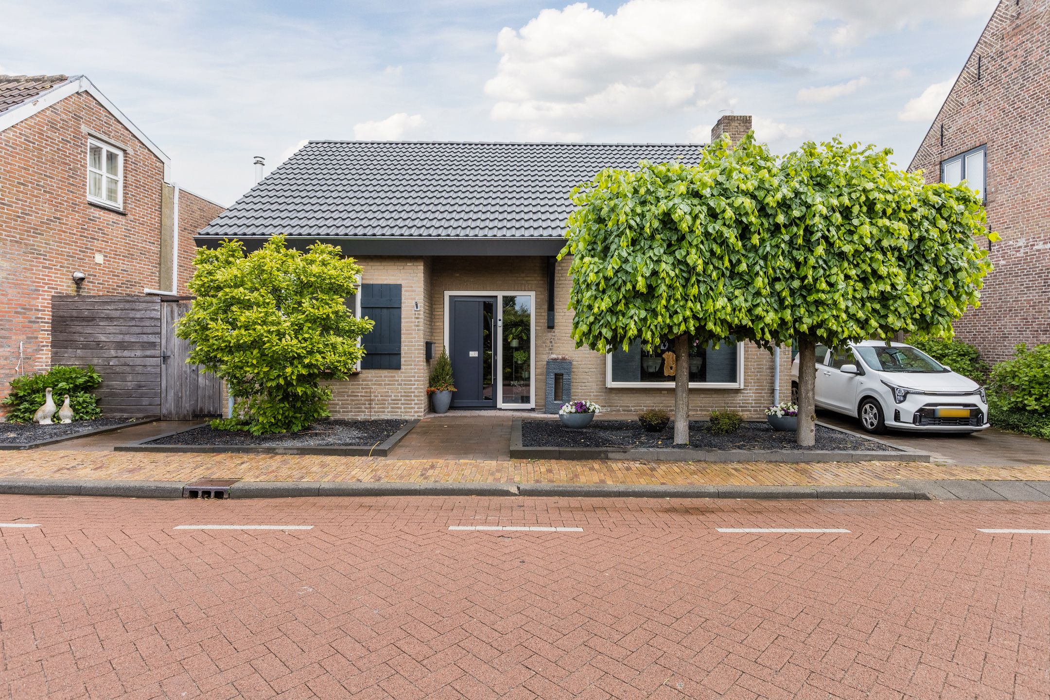 Foto van Spoorstraat 27, Hooge Zwaluwe