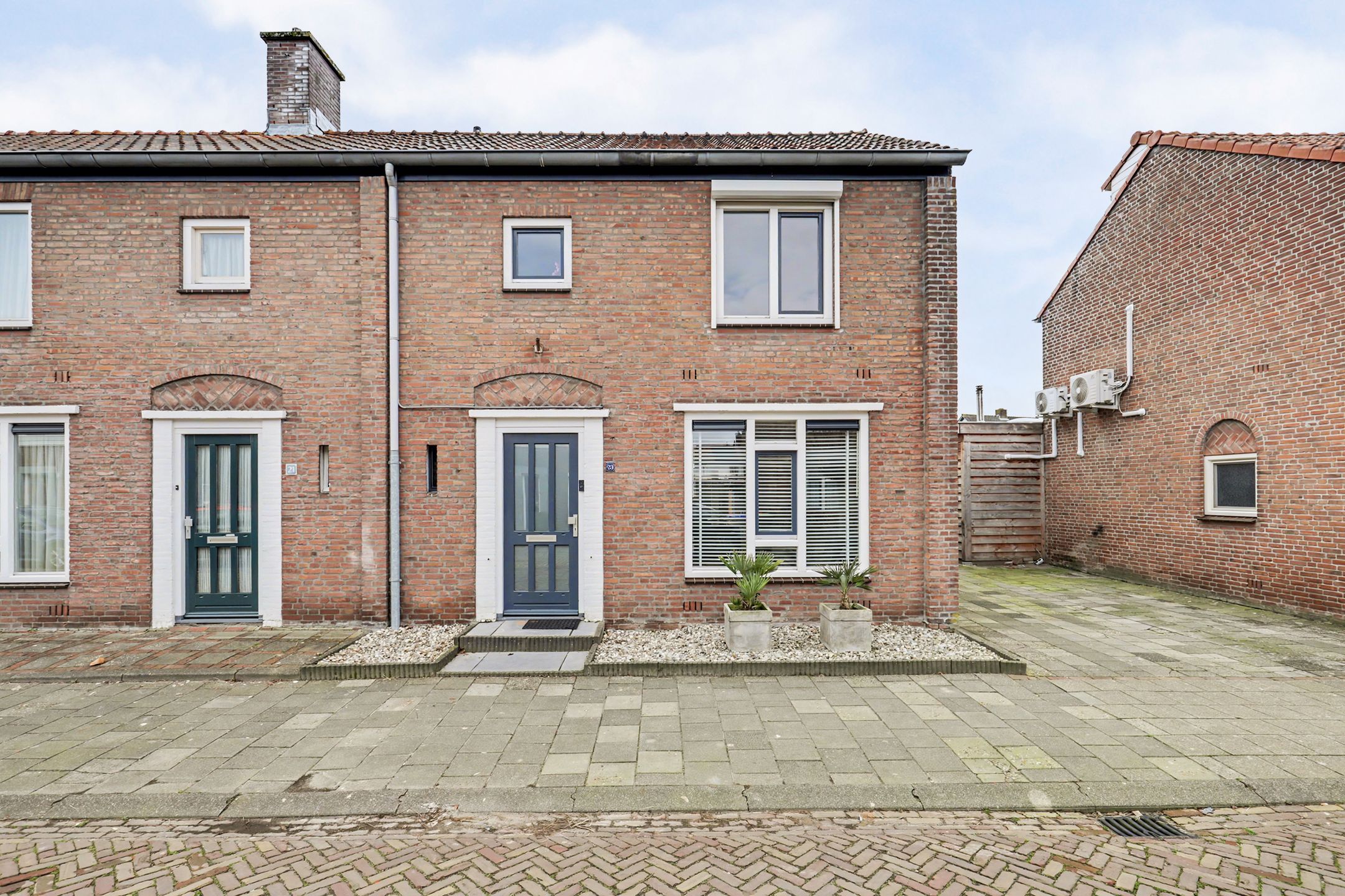 Foto van Vincent van Goghstraat 23, Raamsdonksveer
