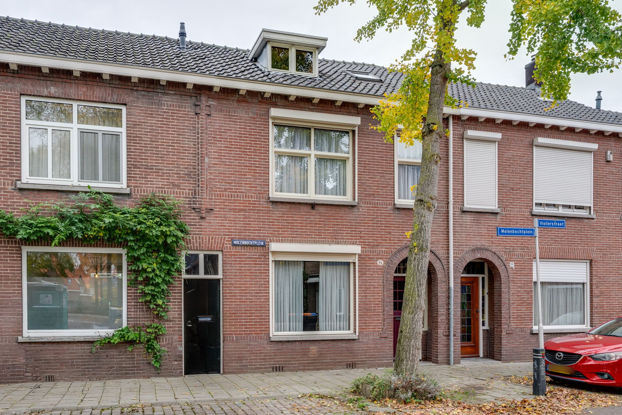 Foto van Molenbochtplein 14, Tilburg