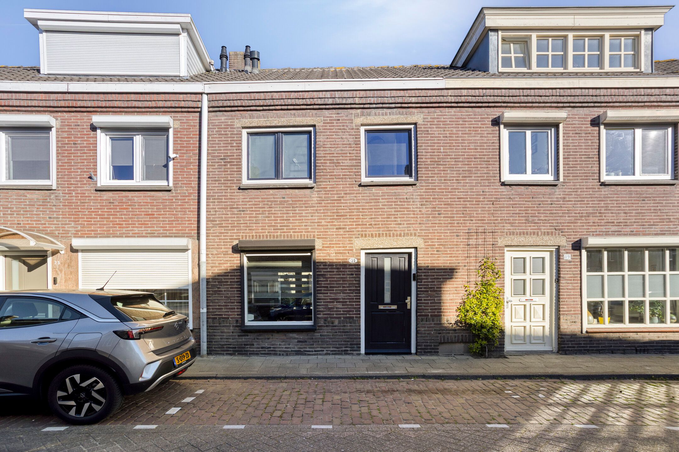 Foto van Van Alkemadestraat 21, Tilburg