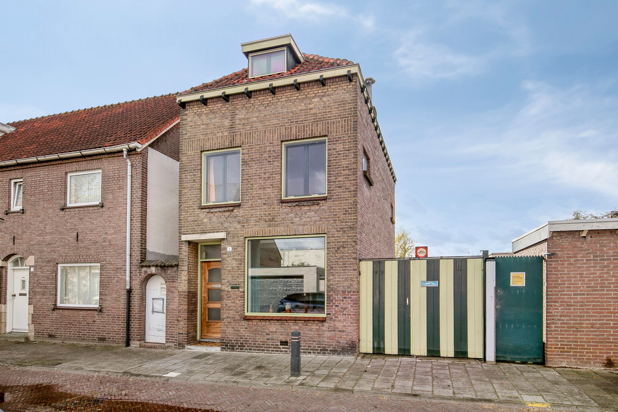 Foto van Jan Tooropstraat 1, Tilburg