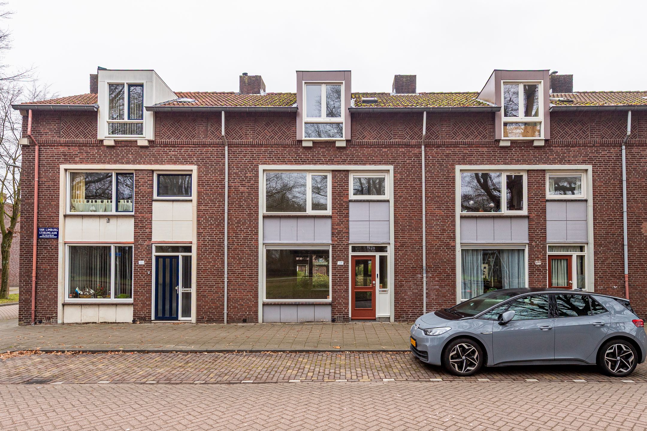 Foto van Van Limburg Stirumlaan 109, Tilburg