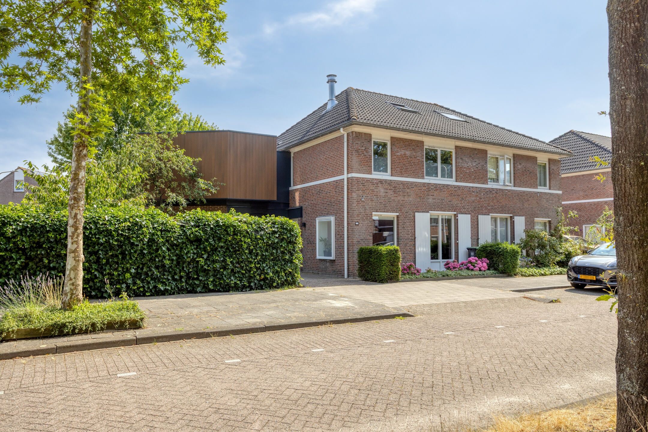 Foto van Dubbeldamstraat 12, Tilburg