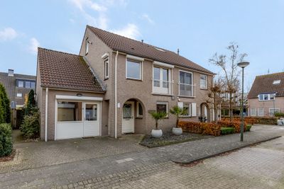 Foto van Bieslook 63, Oisterwijk