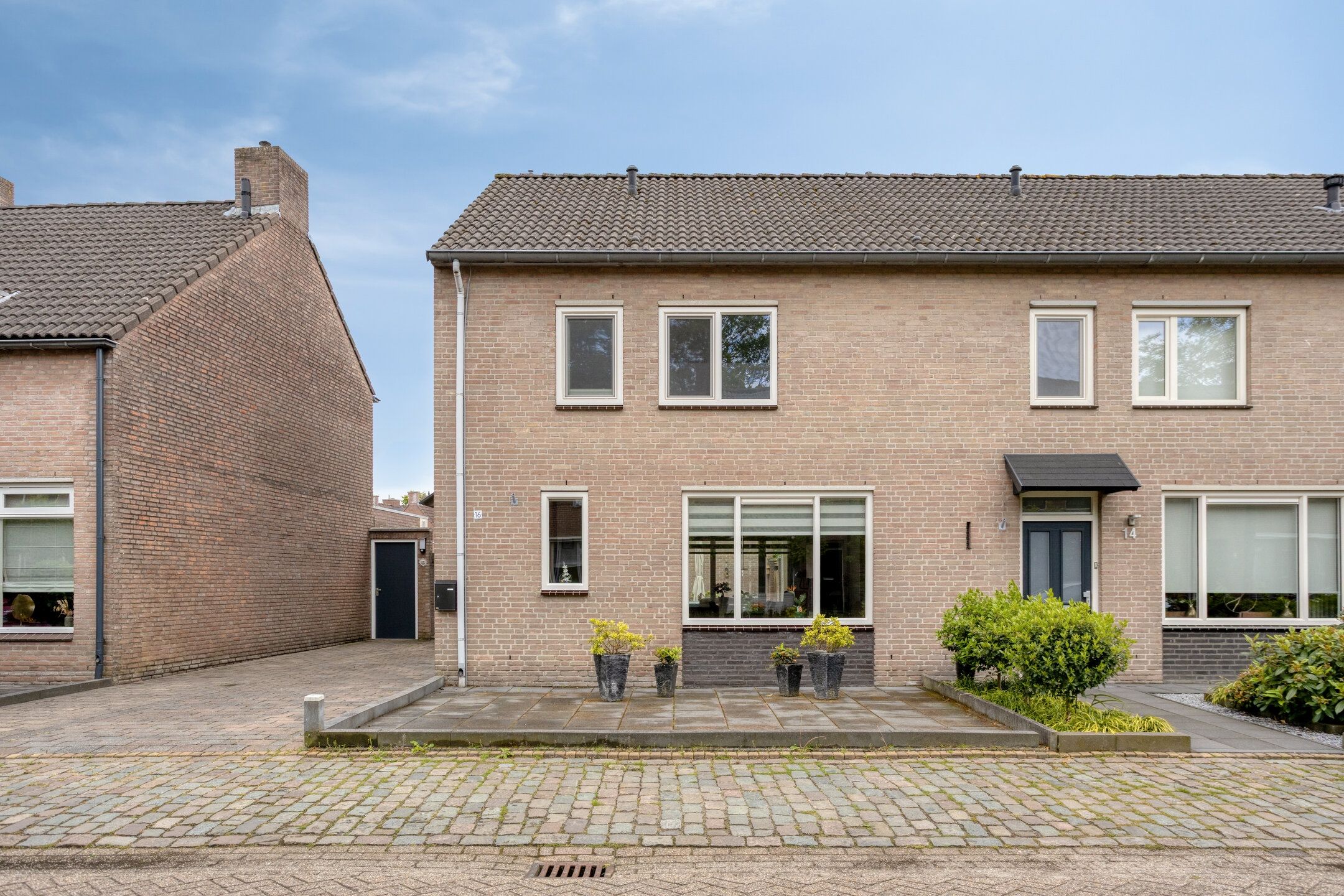Foto van Calluna 16, Oost West en Middelbeers