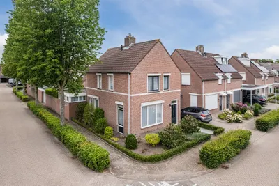 Foto van Wagenmaker 32, Oost West En Middelbeers