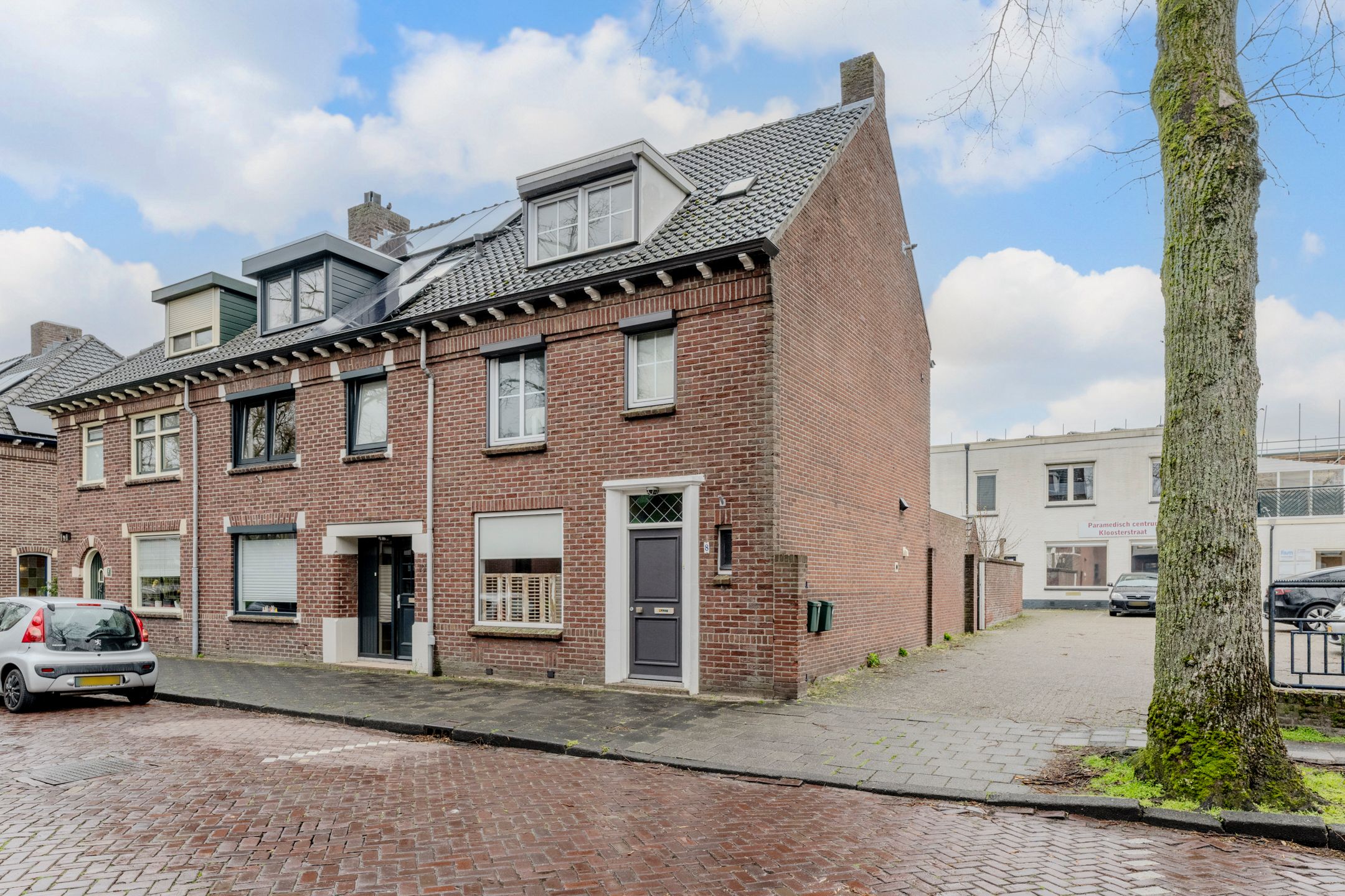 Foto van Kloosterstraat 8, Rijen