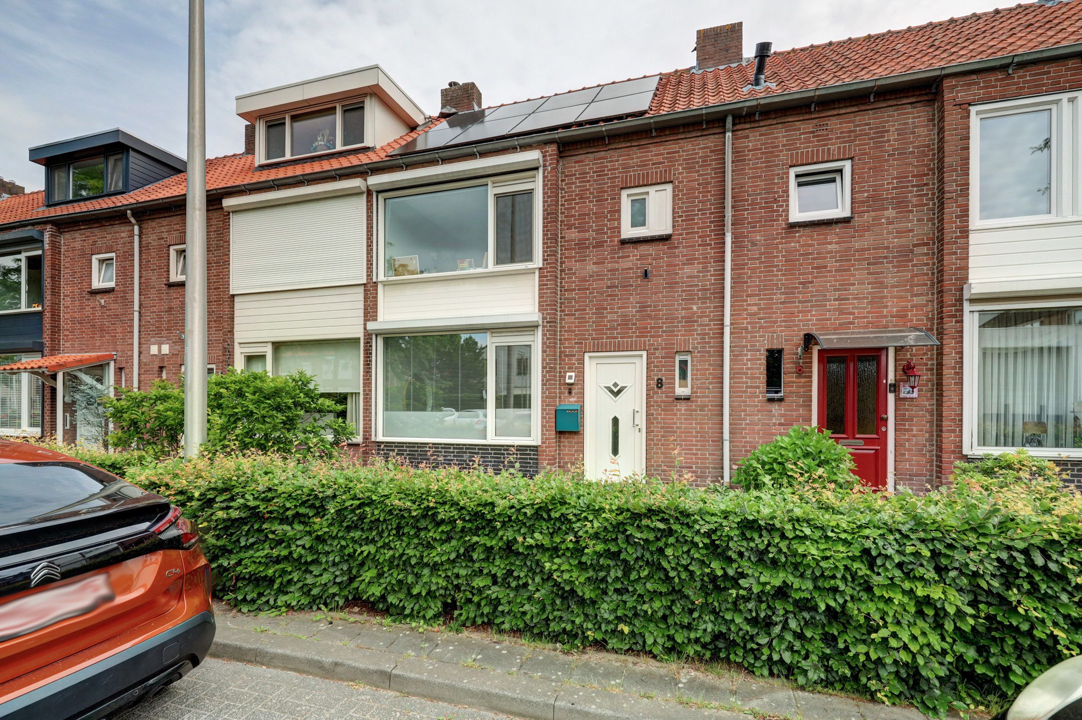 Foto van Schoutstraat 8, Rijen