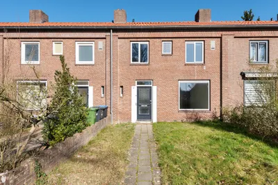 Foto van Karel Doormanstraat 12, Rijen