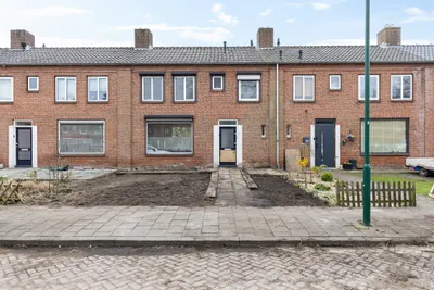 Foto van Saksen Weimarstraat 27, Rijen