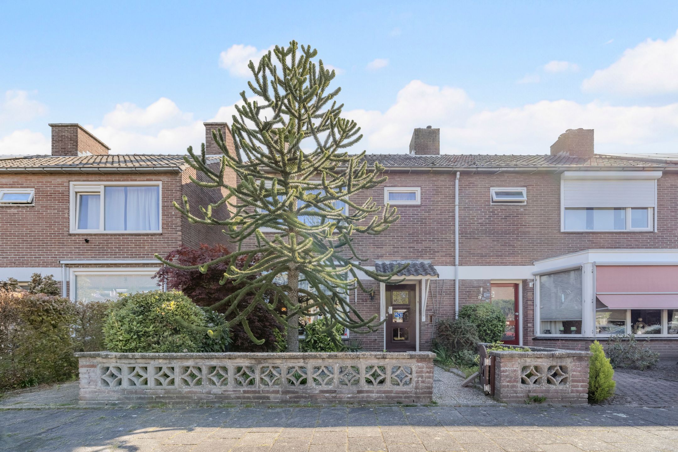 Foto van Strijenstraat 12, Rijen