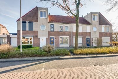 Foto van Marga Klompélaan 71, Rijen
