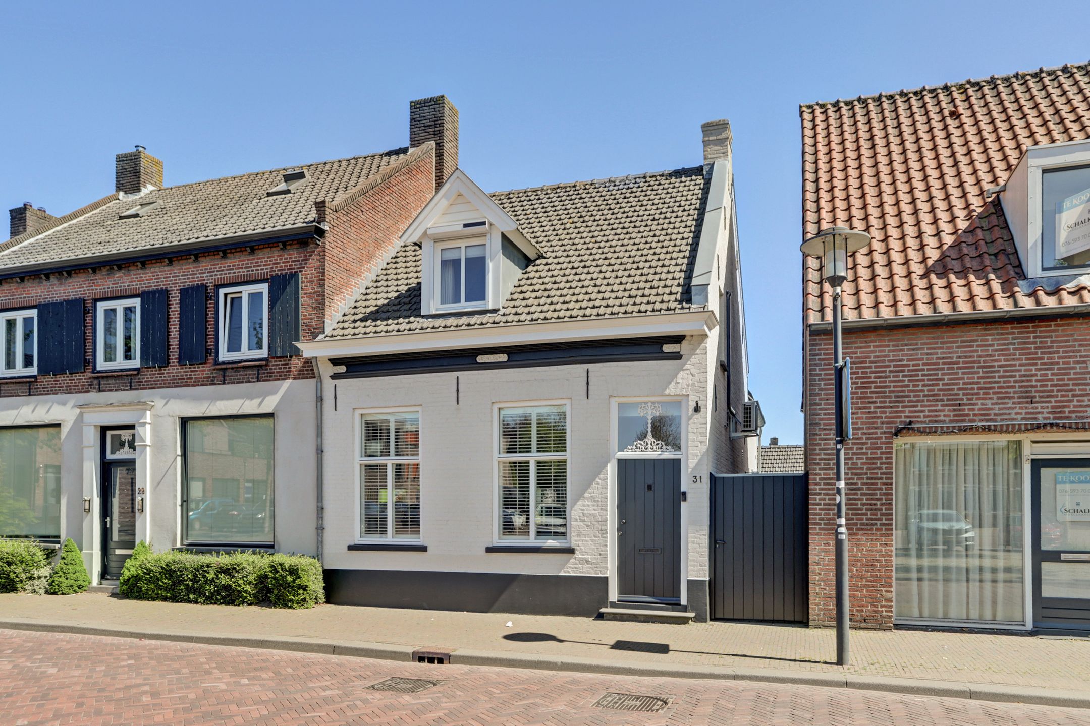 Foto van Raadhuisstraat 31, Alphen (NB)