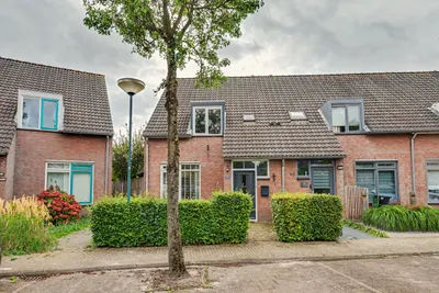 Foto van Nassauplantsoen 33, Alphen