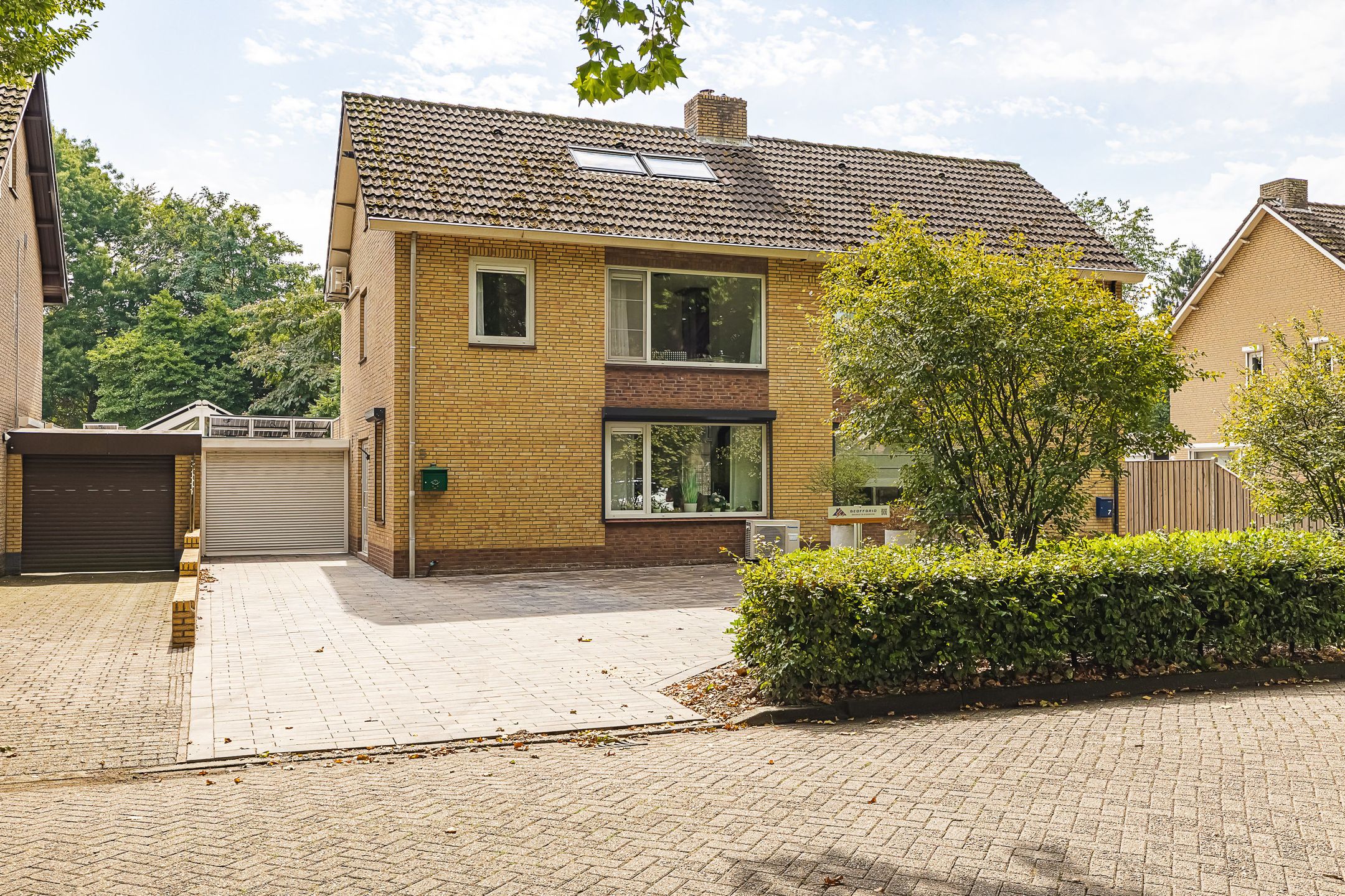 Foto van Hazenberg 5, Alphen (NB)