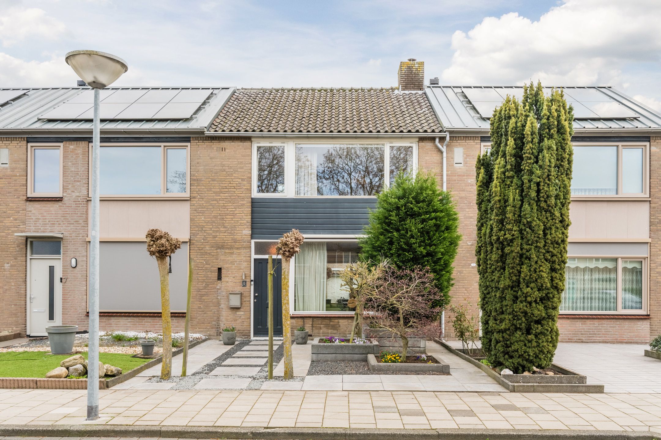 Foto van Mr. Sprenger van Eykstraat 9, Waalwijk