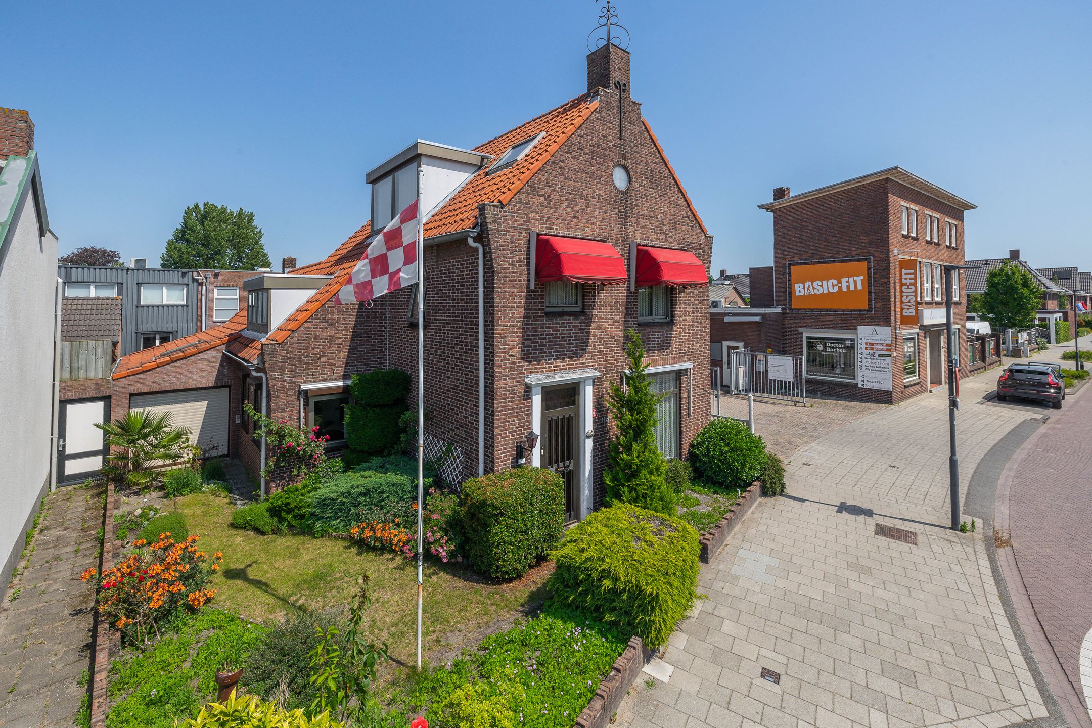 Foto van Eerste Zeine 118, Waalwijk