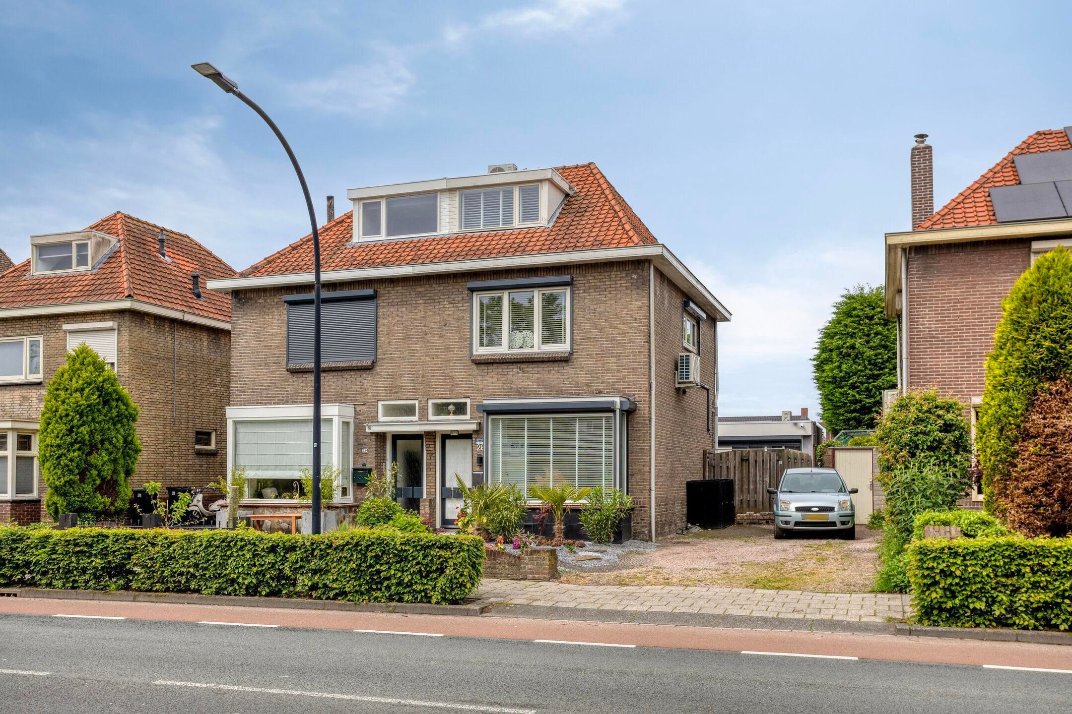Foto van Burgemeester Smeelelaan 28, Waalwijk