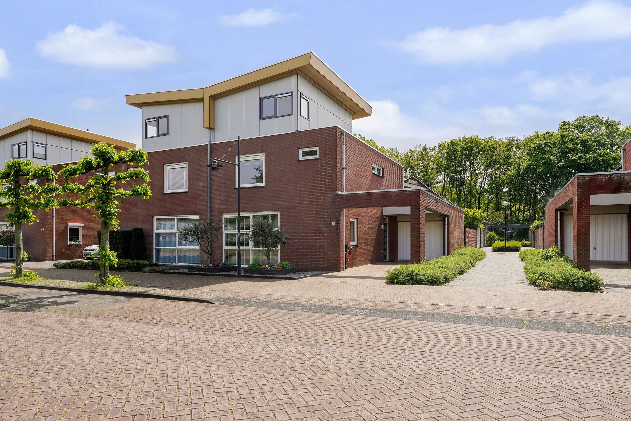 Foto van Annie M.G. Schmidtplein 15, Waalwijk