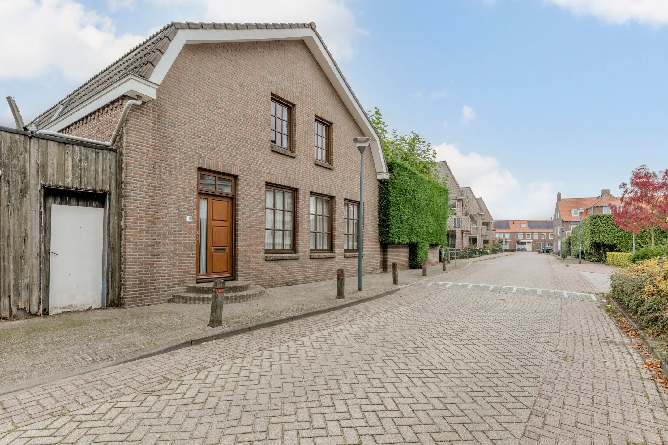 Foto van Klokkenlaan 10, Loon op Zand