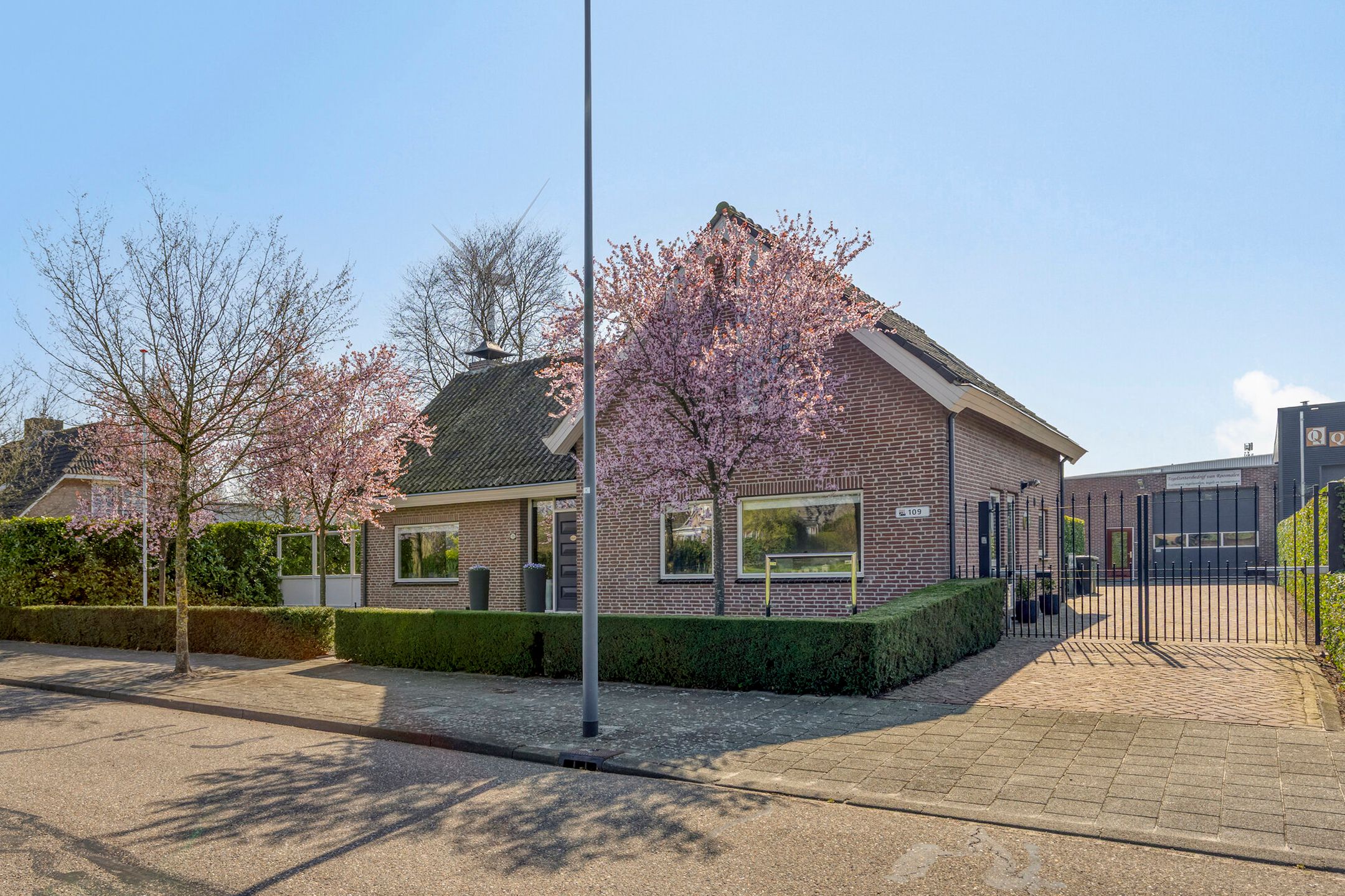 Foto van De Bloemendaal 31, Den Bosch