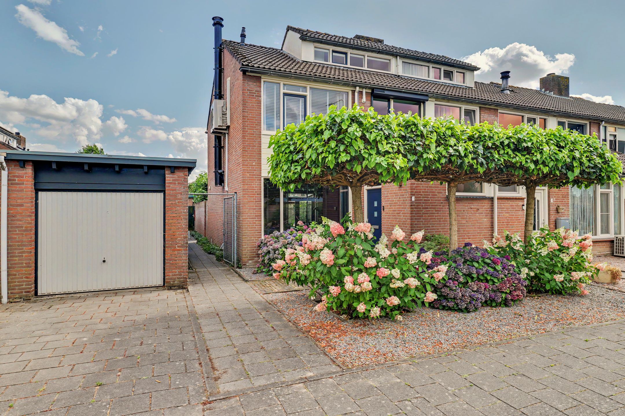 Foto van Nobellaan 1, Vlijmen