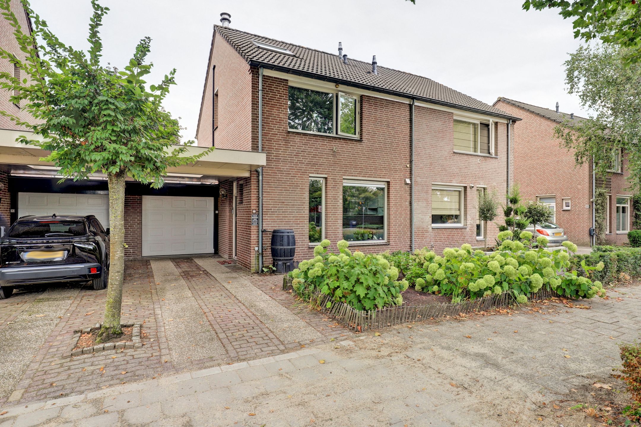 Foto van Van Leeuwenhoeklaan 25, Vlijmen