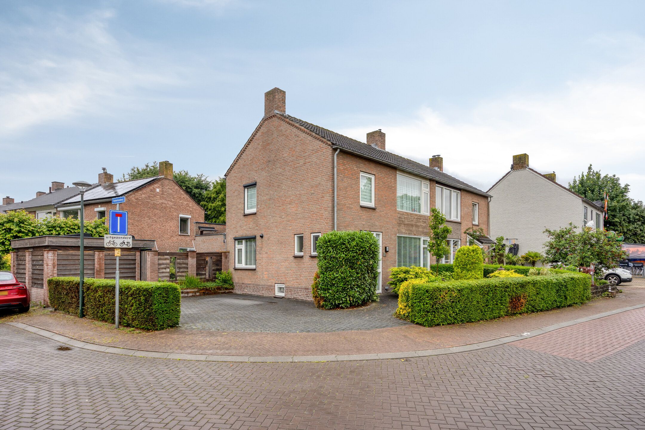 Foto van Leunisdijk 32, Esch