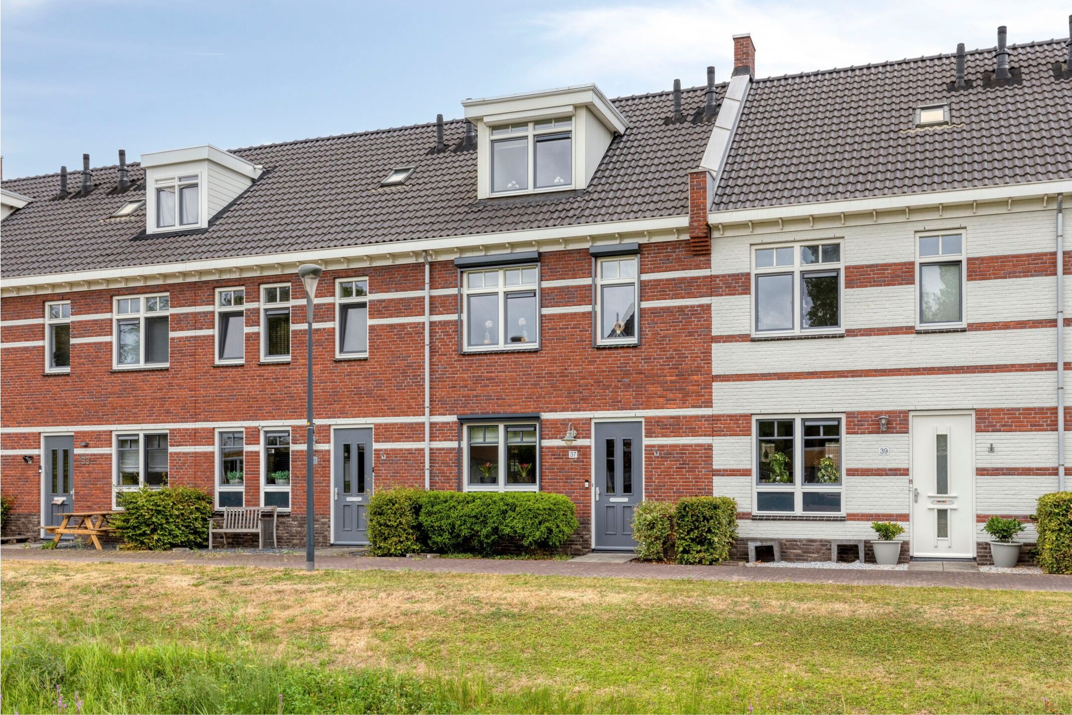 Foto van Tinbergenplantsoen 37, Zaltbommel