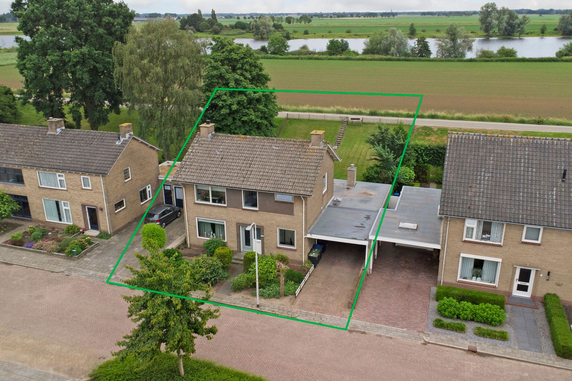 Foto van Burg Herckenrathlaan 31, Ammerzoden