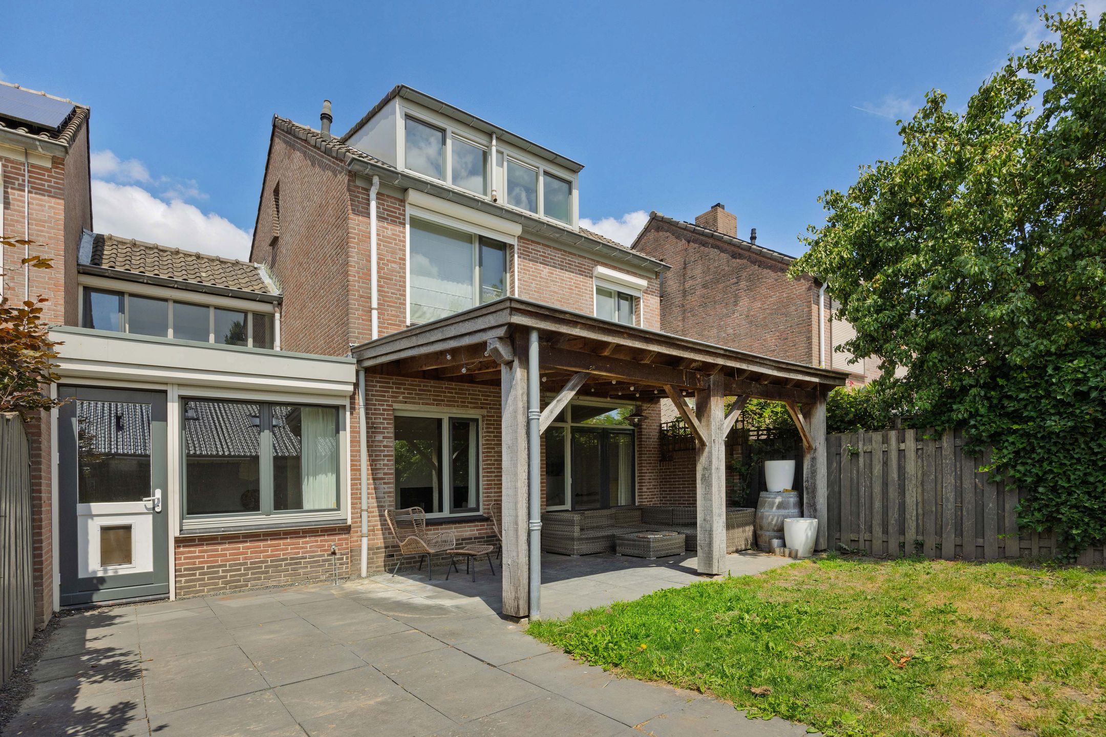 Foto van Pastoor Huissenstraat 8, Ammerzoden