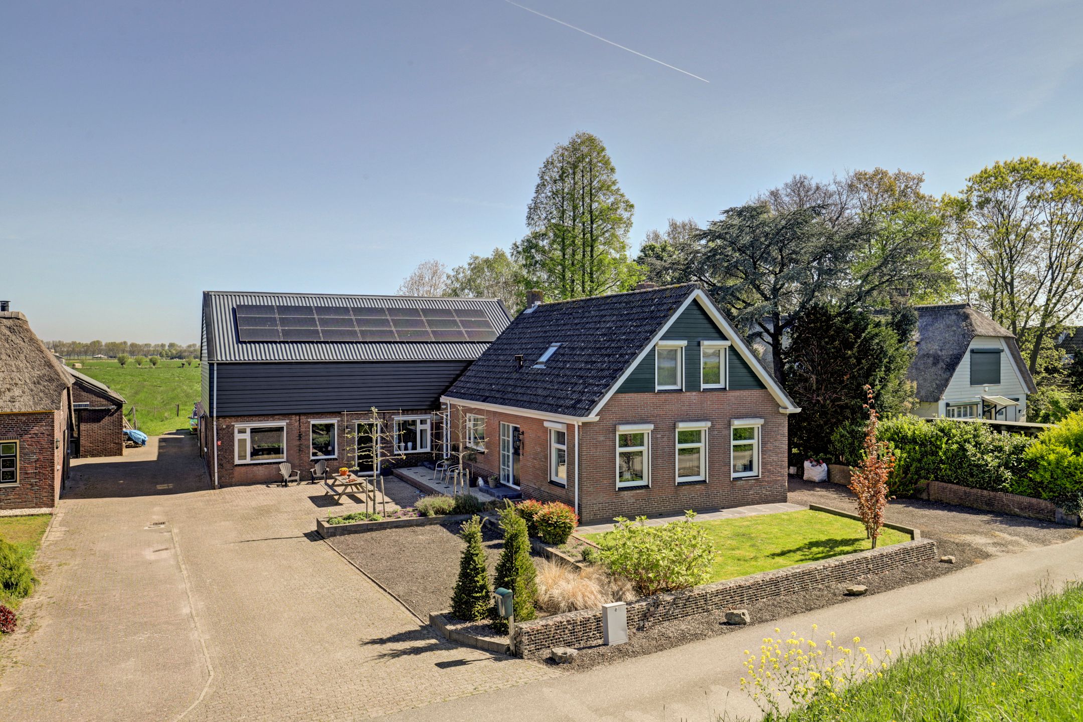 Foto van Onderweg 7, Well (GE)
