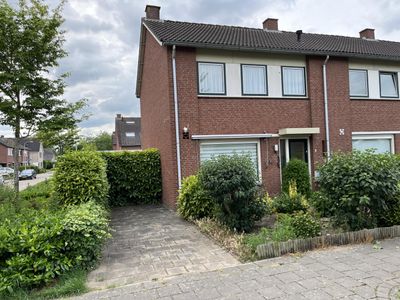 Foto van Koninginnelaan 1, Rossum