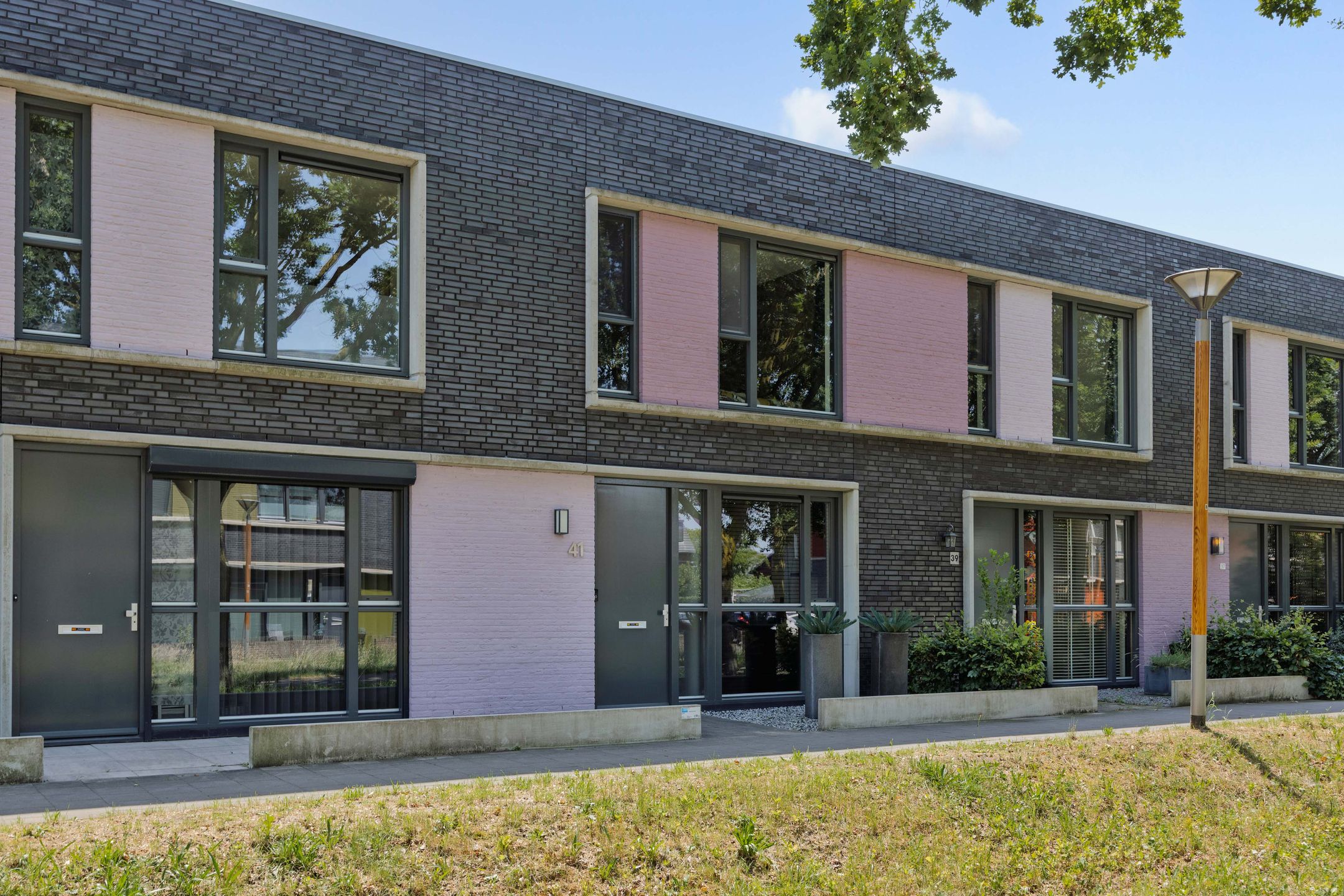 Foto van Paardenbloem 41, Berghem