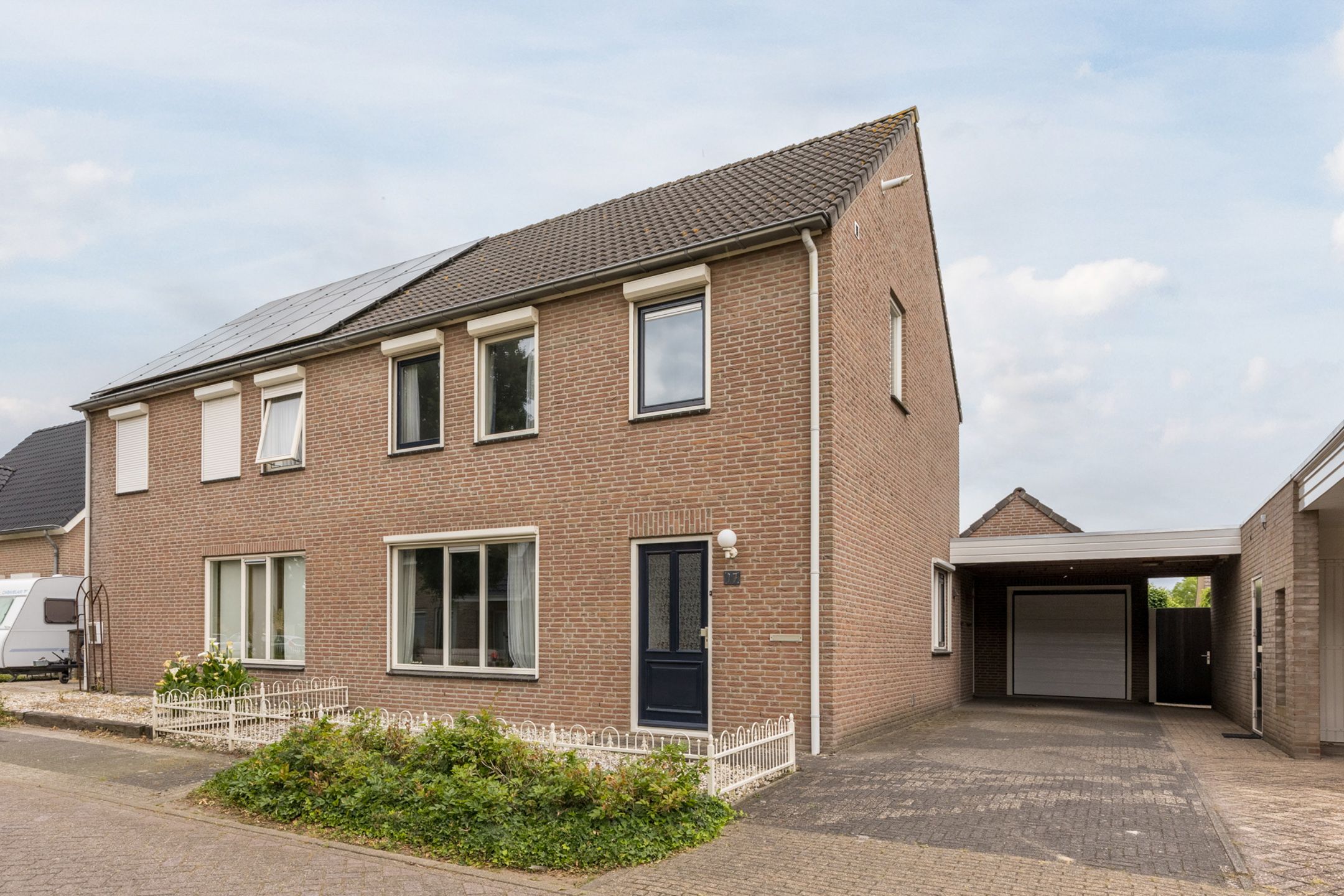 Foto van Molenhoeven 17, Loosbroek