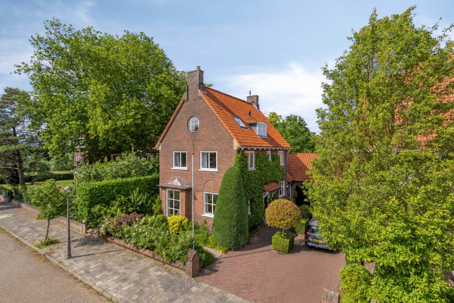 Foto van de Genestetlaan 1, Eindhoven