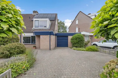 Foto van Limousinlaan 13, Eindhoven Geschakelde woning