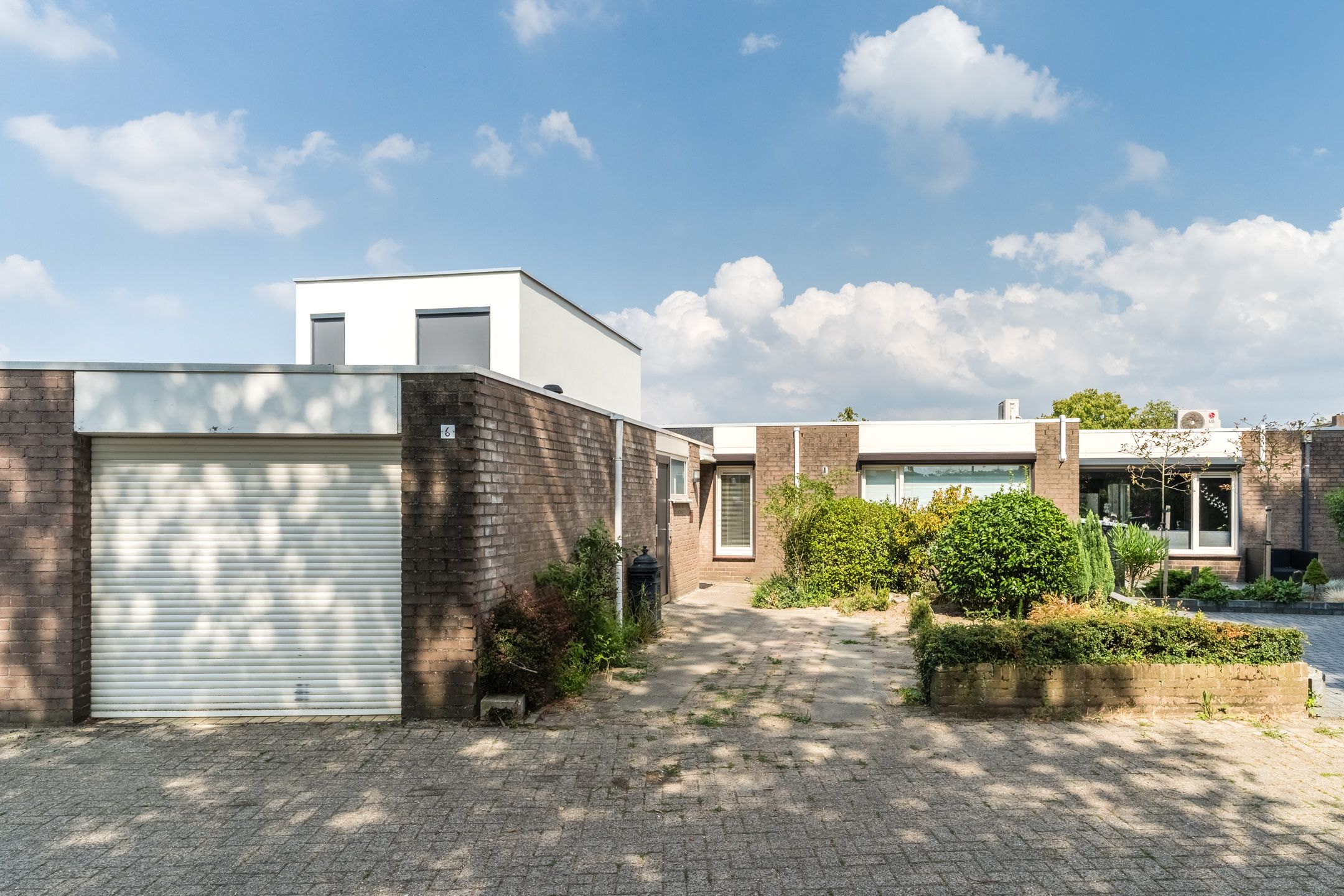 Foto van Alençonlaan 6, Eindhoven
