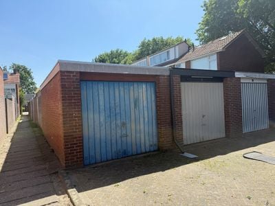 Foto van Lierstraat 19G1, Eindhoven Garagebox